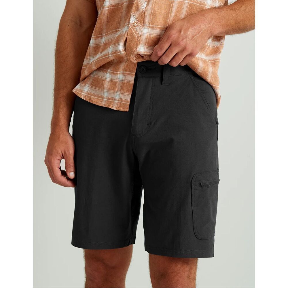 Huk NWT Next Level 10.5” Cargo Shorts Black Small